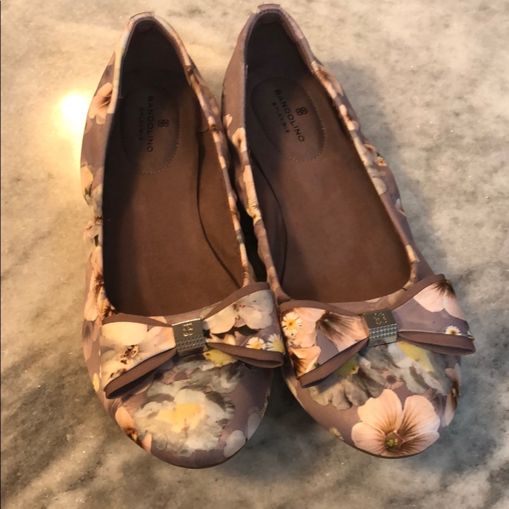 Bandolino ballet flats